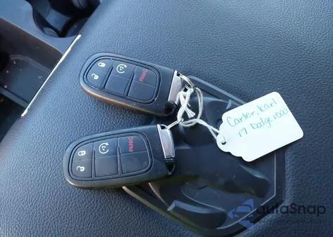 2017 Ram 1500 Laramie 4X4 6'4 Box из США, поврежденный, VIN 1C6RR7JT5HS853760